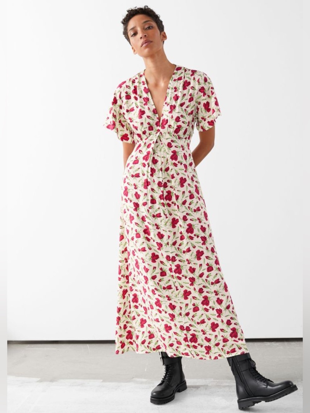 & Other Stories Red White V Neck Rose Pattern Floral Flowy Flutter Sleeve Dress